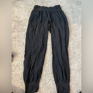 Size 6 black Lululemon joggers